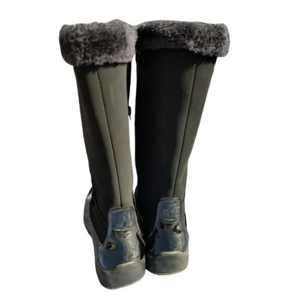WOMENS TUNDRA TALL BOOTS SIZE 10 BLACK/BLACK PATENT LEATHER